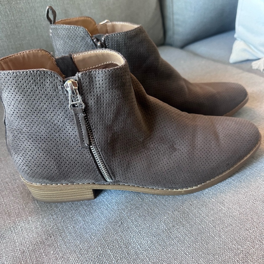 Women's brown booties ankle boots size 12 low heel universal thread